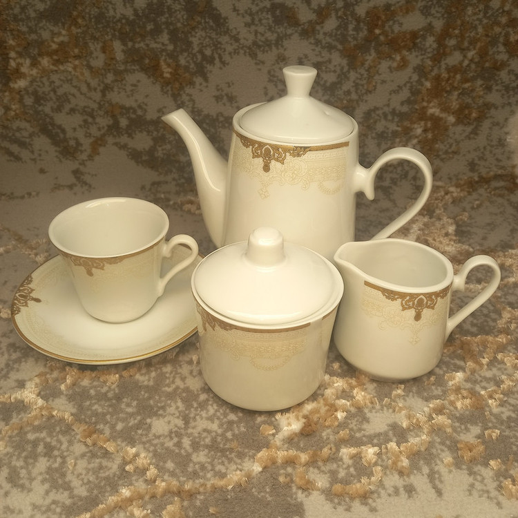 سرویس چای خوری 17 پارچه چینی پارس کد 29-1816