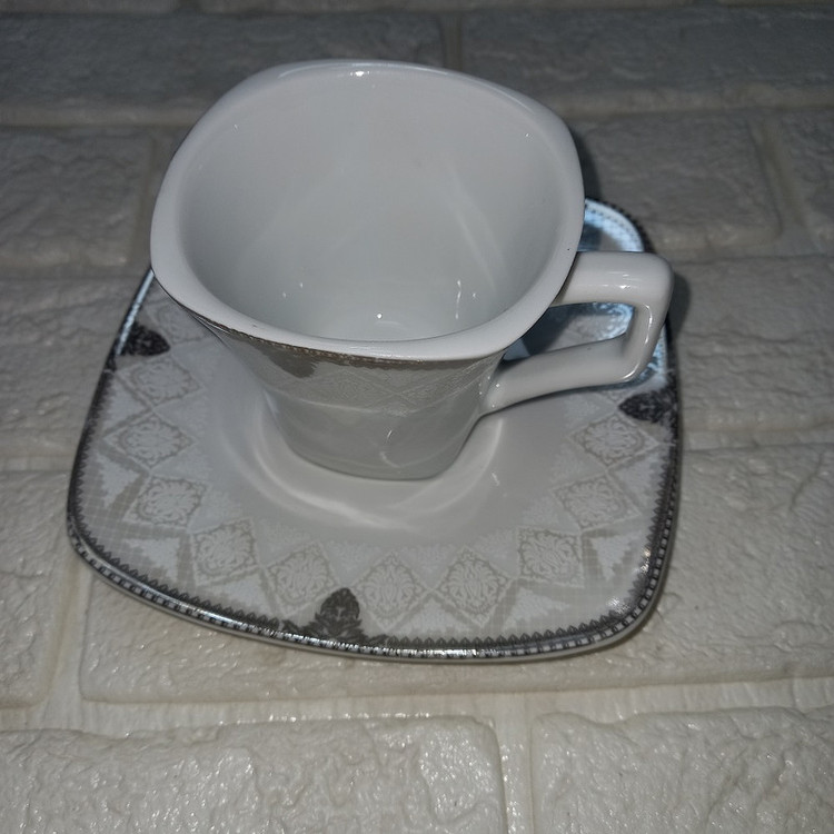 ست فنجان و نعلبکی 12 پارچه پارس چینی کد 603