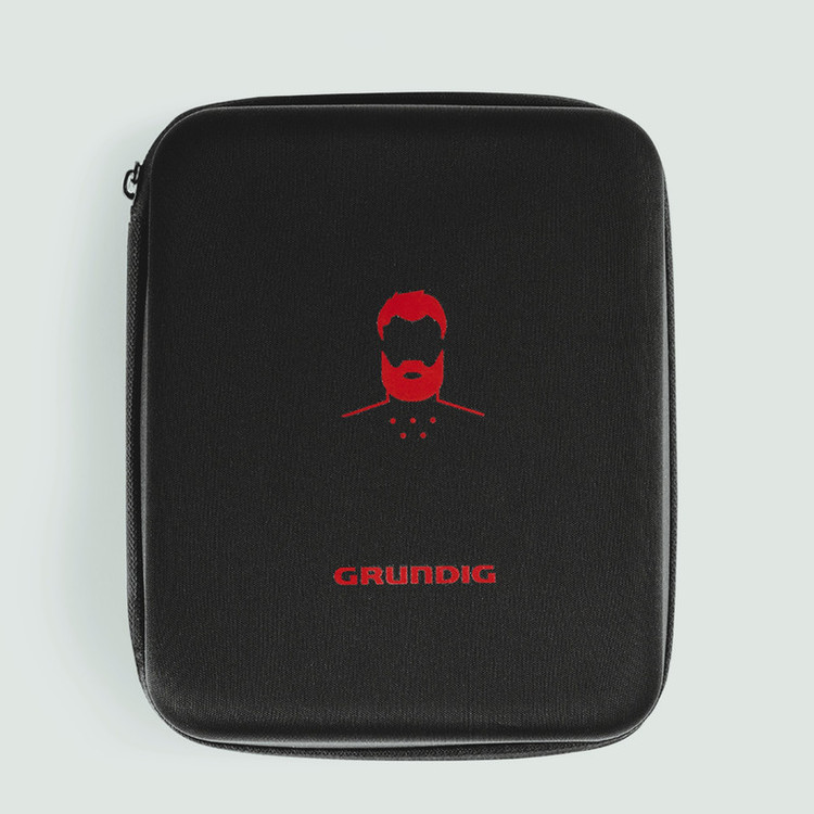ماشین اصلاح موی صورت و بدن شارژی گروندیگ مدل MGK 9030 PRO Version 2025 با تیغههای تیتانیوم و خودتیز شونده، باتری 2000 میلیآمپر، سنسور تنظیم خودکار قدرت، قابلیت استفاده خشک و مرطوب، ضدآب و قفل ایمنی