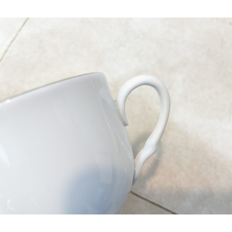 سرویس چای خوری 12 پارچه شرکت صنایع چینی تقدیس مدل لب طلا